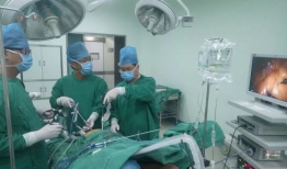 诱她边医生又又去肛肠科蹭饭了,意外蹭饭的肛肠科奇遇